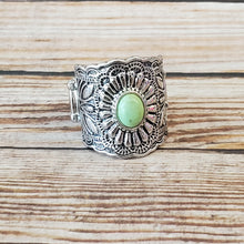 Load image into Gallery viewer, Exquisitely Ornamental - Green Ring