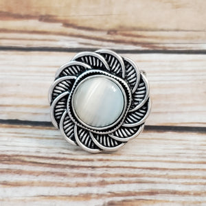 Gardenia Glow - White Ring