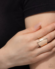 Load image into Gallery viewer, Metallic Shade - Gold Ring