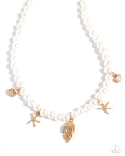 Load image into Gallery viewer, Beachcomber Beauty - Gold Necklace