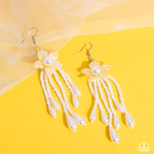 Load image into Gallery viewer, Prom Personality - Yellow Earrings