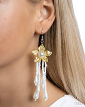 Load image into Gallery viewer, Prom Personality - Yellow Earrings