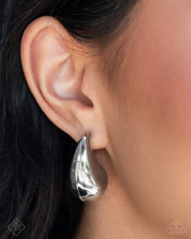 Load image into Gallery viewer, Raindrop Reveal - Silver Post Earrings