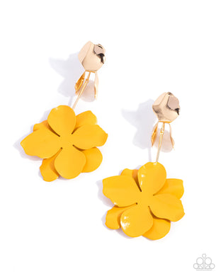 Malibu Moderato - Gold Post Earrings