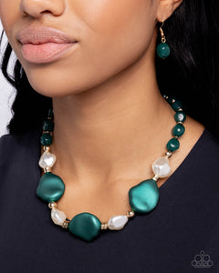 Forever Feature - Green Necklace