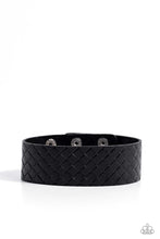 Load image into Gallery viewer, Diamondback Bandit - Black Snap Bracelet