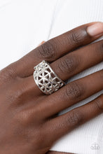 Load image into Gallery viewer, Gardenia Gazebo - Silver Ring