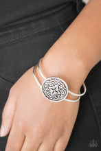 Load image into Gallery viewer, Mandala Majesty - Silver Hinged Bracelet