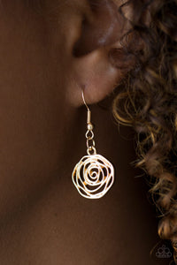 Rosy Rosette - Gold Necklace