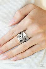 Load image into Gallery viewer, Follow The Tulips - Silver Ring