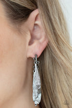 Load image into Gallery viewer, Pursuing The Plumes - Black Gunmetal Post Earrings