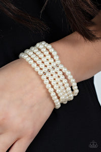 A Pearly Affair - White Stretchy Bracelet