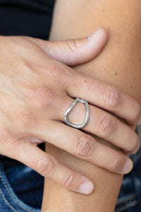 Fill The Gap - Silver Ring