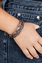 Load image into Gallery viewer, Paisley Portico - Copper Stretchy Bracelet