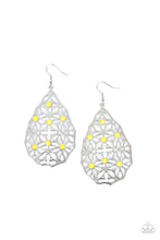 Load image into Gallery viewer, Delightfully Daisy - Yellow Earrings