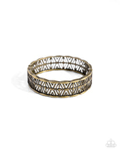 Load image into Gallery viewer, ESCAPADE Artist - Brass Hinged Bracelet