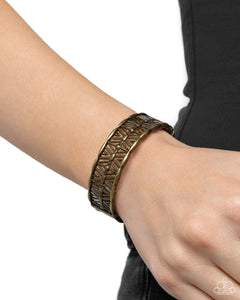 ESCAPADE Artist - Brass Hinged Bracelet