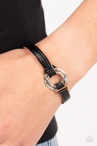 Free Range Fashion - Black Magnetic Bracelet