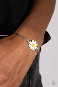 DAISY Little Thing - Silver Sliding Knot Bracelet