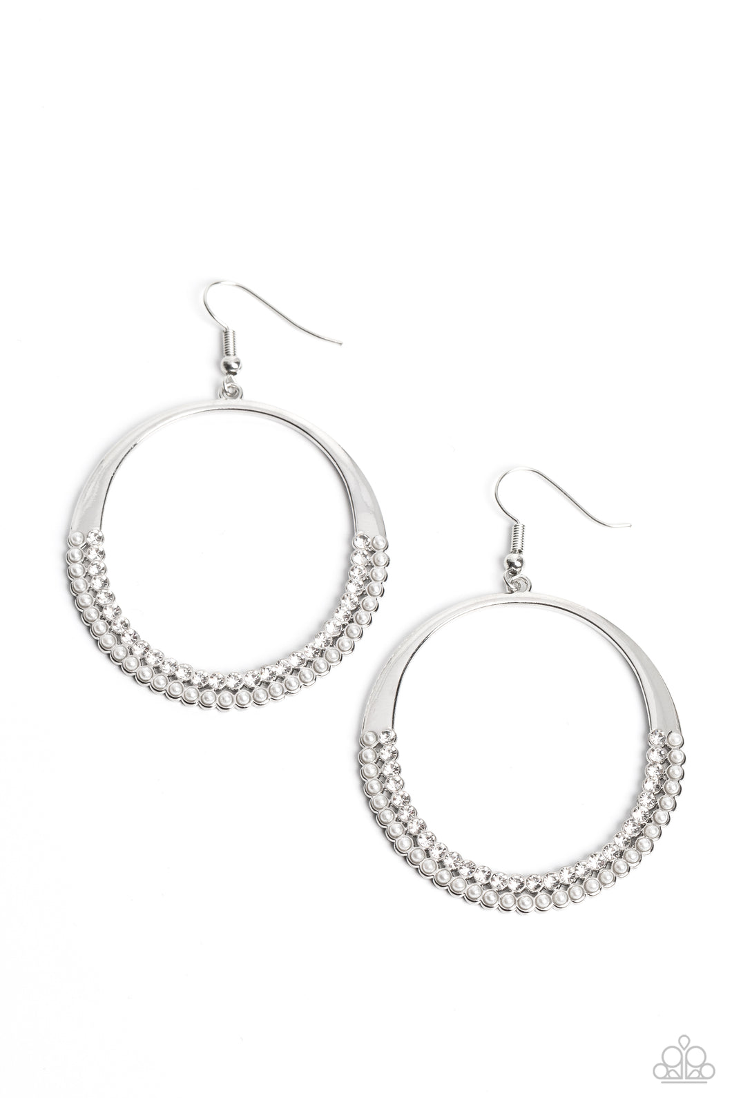 Material PEARL - White Earrings