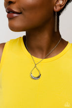 Load image into Gallery viewer, Subtle Season - Silver Necklace