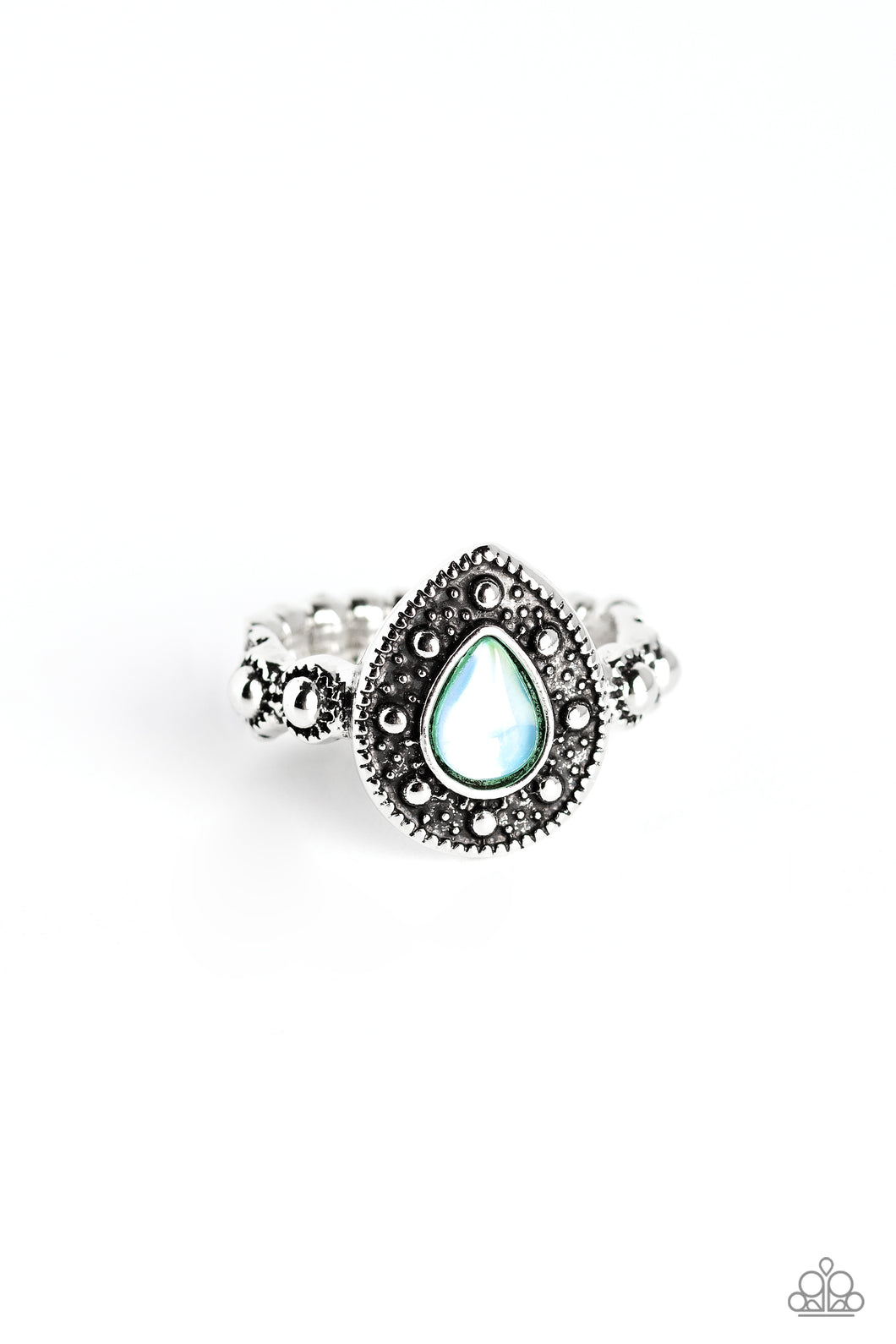 Opera Showcase - Green Dainty Ring