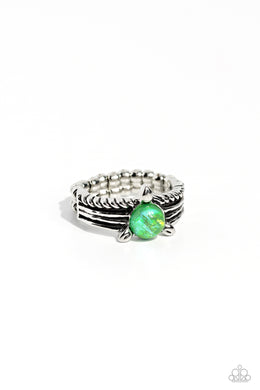 Sinuous Spotlight - Green Dainty Ring