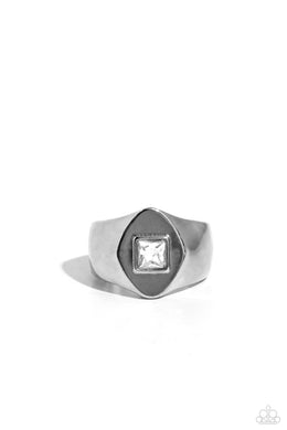 Glistening Gamble - Silver Urban Ring