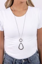 Load image into Gallery viewer, Focused Fashion - Silver Necklace