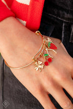 Load image into Gallery viewer, Fruit Freestyle - Gold Bracelet